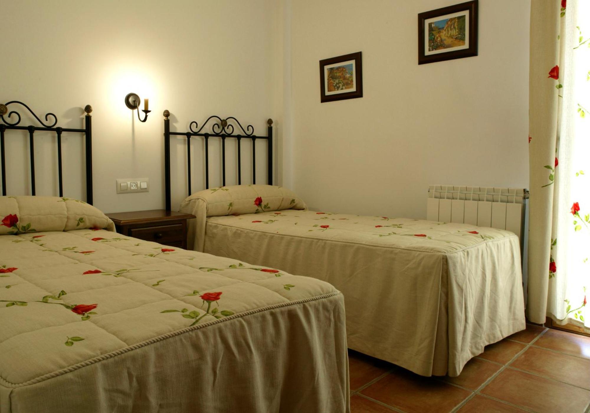 Apartamentos Valle Del Guadalquivir Arroyo Frio Exteriör bild