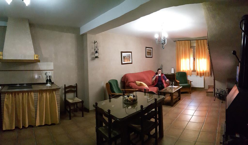 Apartamentos Valle Del Guadalquivir Arroyo Frio Exteriör bild