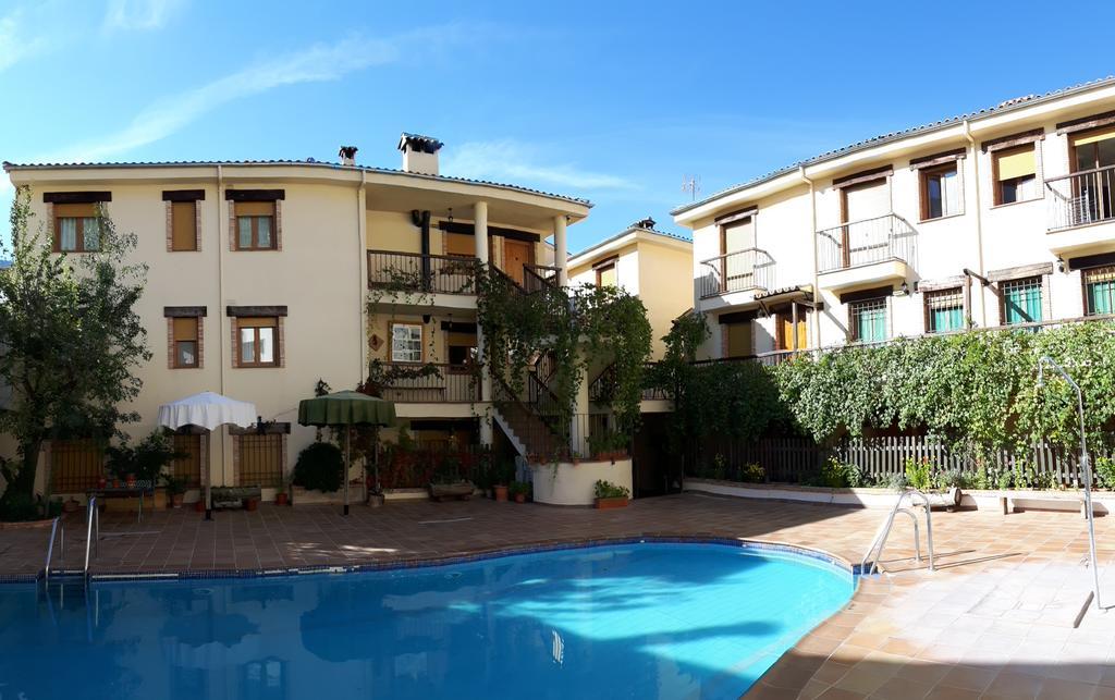 Apartamentos Valle Del Guadalquivir Arroyo Frio Exteriör bild